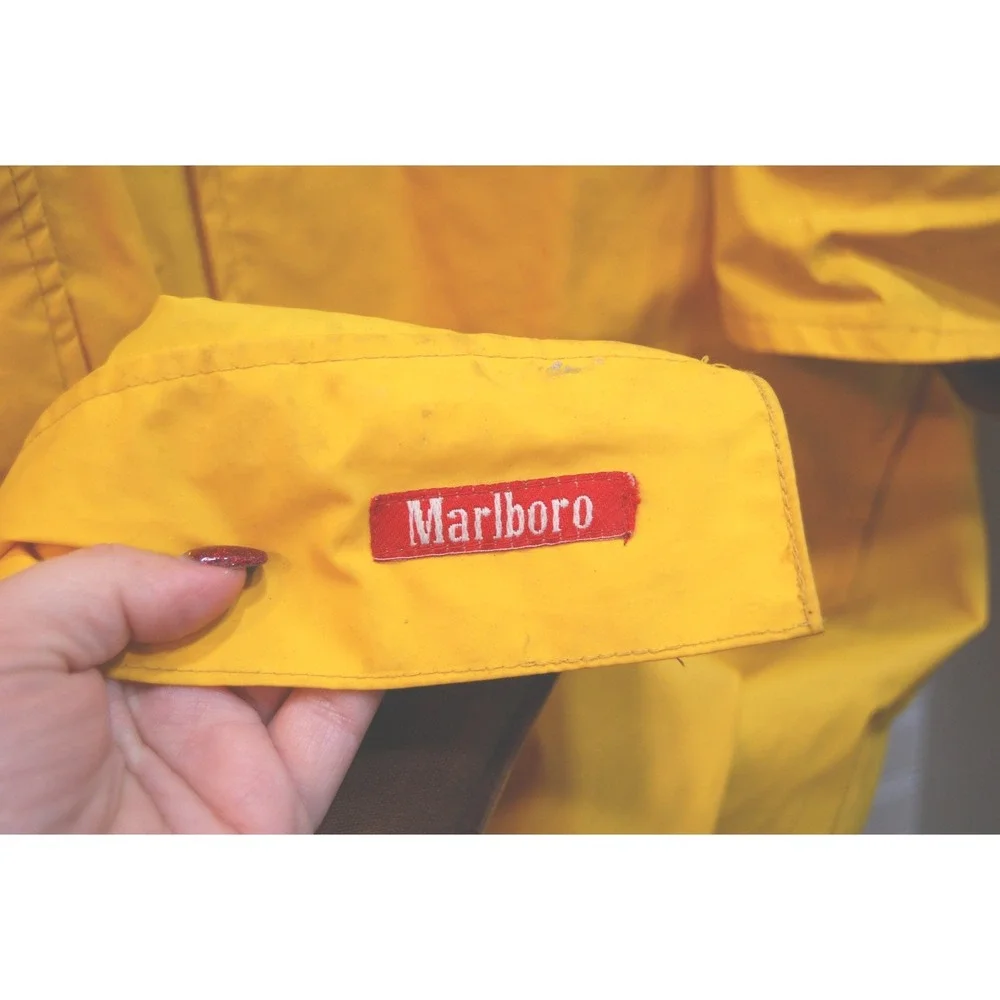 Marlboro Trench Coat‎ Size Medium Vintage 90's reversible rain jacket Faded torn